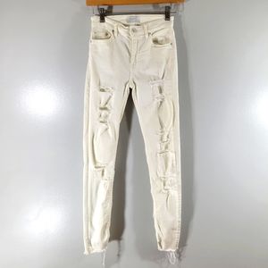 ZARA WOMAN white distressed mid rise skinny jeans casual summer essential